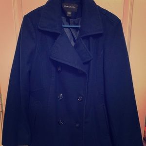 Navy London Fog pea coat. ❄️